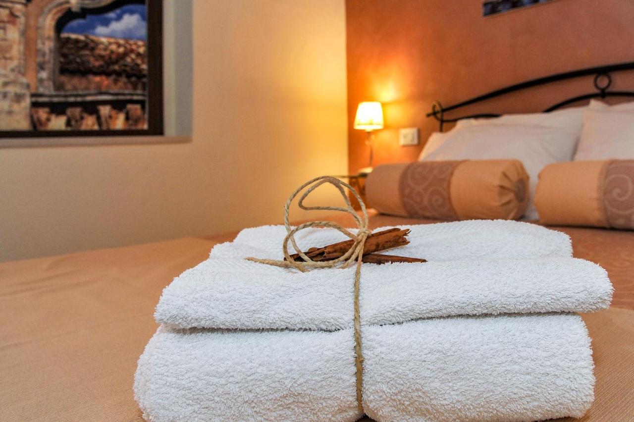 Casa Lele Bed & Breakfast Noto Ngoại thất bức ảnh